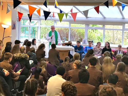 Salesian students from Spain and Italy visit Thornleigh