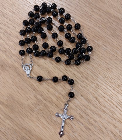 Rosary 013: Large black with Our Lady centre