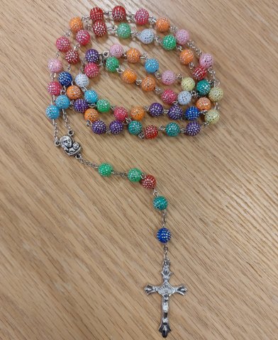 Rosary 015: Multicoloured with Mary and Jesus centre